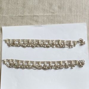 Set of Two Ankle/Foot Bracelets for Women